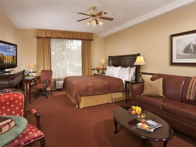 Ayres Suites Mission Viejo - Lake Forest Екстериор снимка
